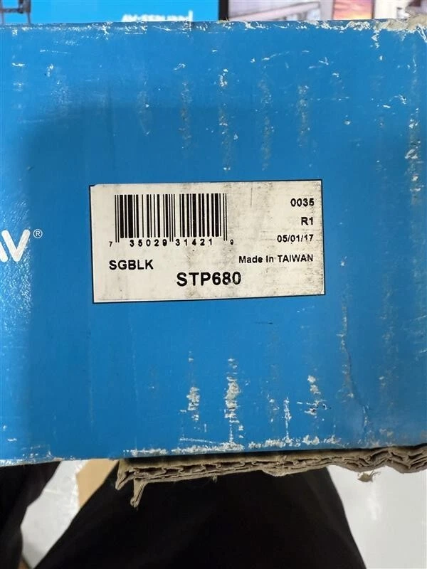 Peerless STP680 Montaje en Pared: Universal Retrato Inclinable Montaje en Pared para TV de 46" a 90" Foto 2 de 3