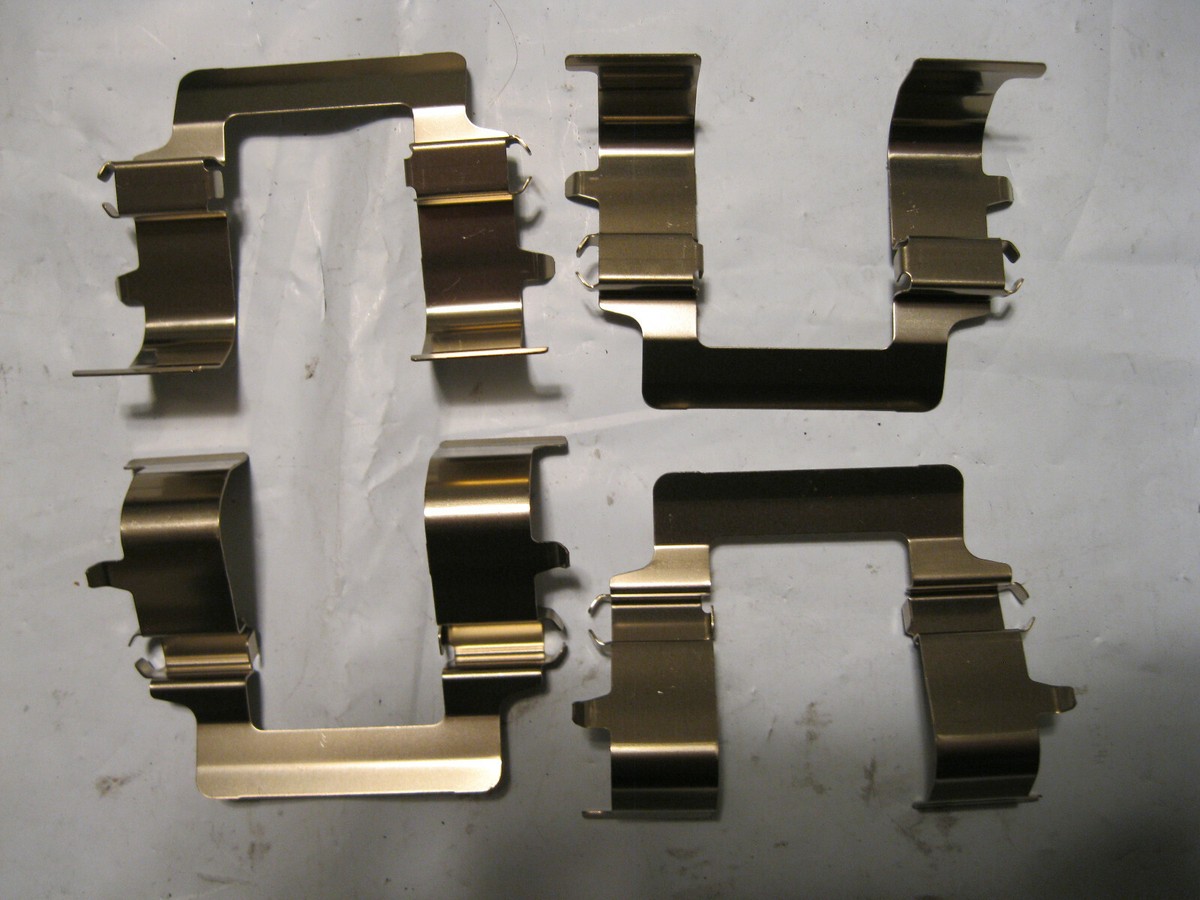 Genuine Mitsubishi OEM MR389597 Disc Brake Pad Retaining Clip Kit 