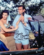 007 James Bond movie Dr No photo signed by 1st Bond girl Eunice Gayson