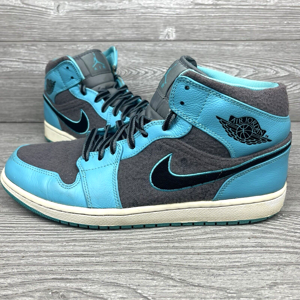 Nike Air Jordan 1 Mid 