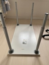 table de bureau rectangulaire 120 x 60 IKEA blanche pieds métal téléscopiques 