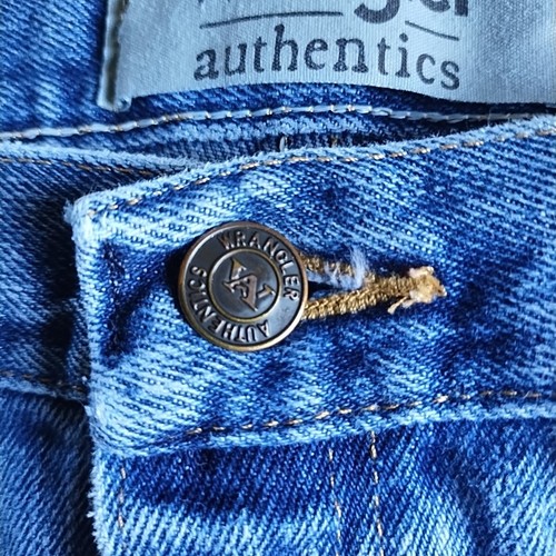 Wrangler Men's 38 X 28 Blue Jeans Authentics - Picture 6 of 12