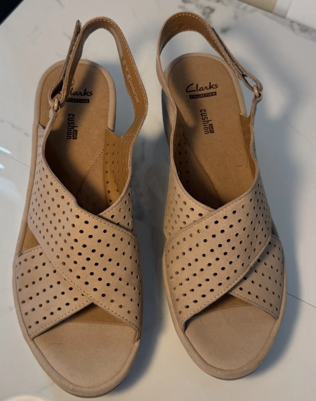 CLARKS Sandali donna Clark's beige collezione ammortizzata zeppa misura 7 5 comodi ufficio