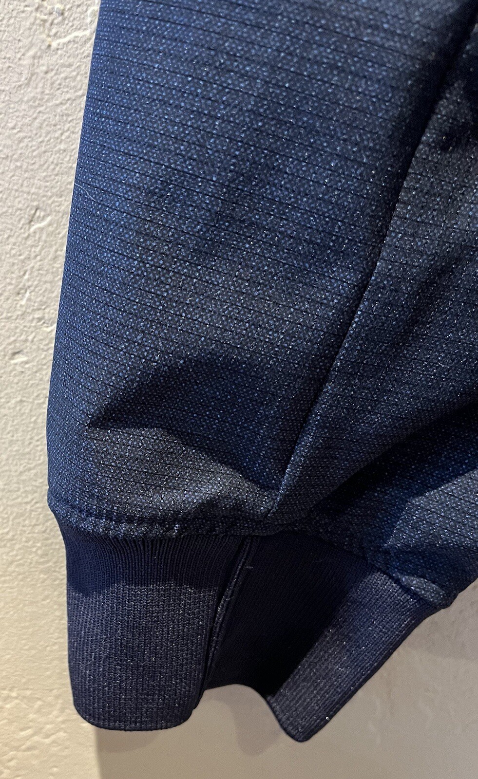 BOSS Performance Airweight Packable Zippered Jack… - image 6