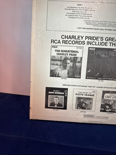 The Best of Charley Pride - Let the Chips Fall - 33 RPM Vinyl Record Vintage - Picture 10 of 16