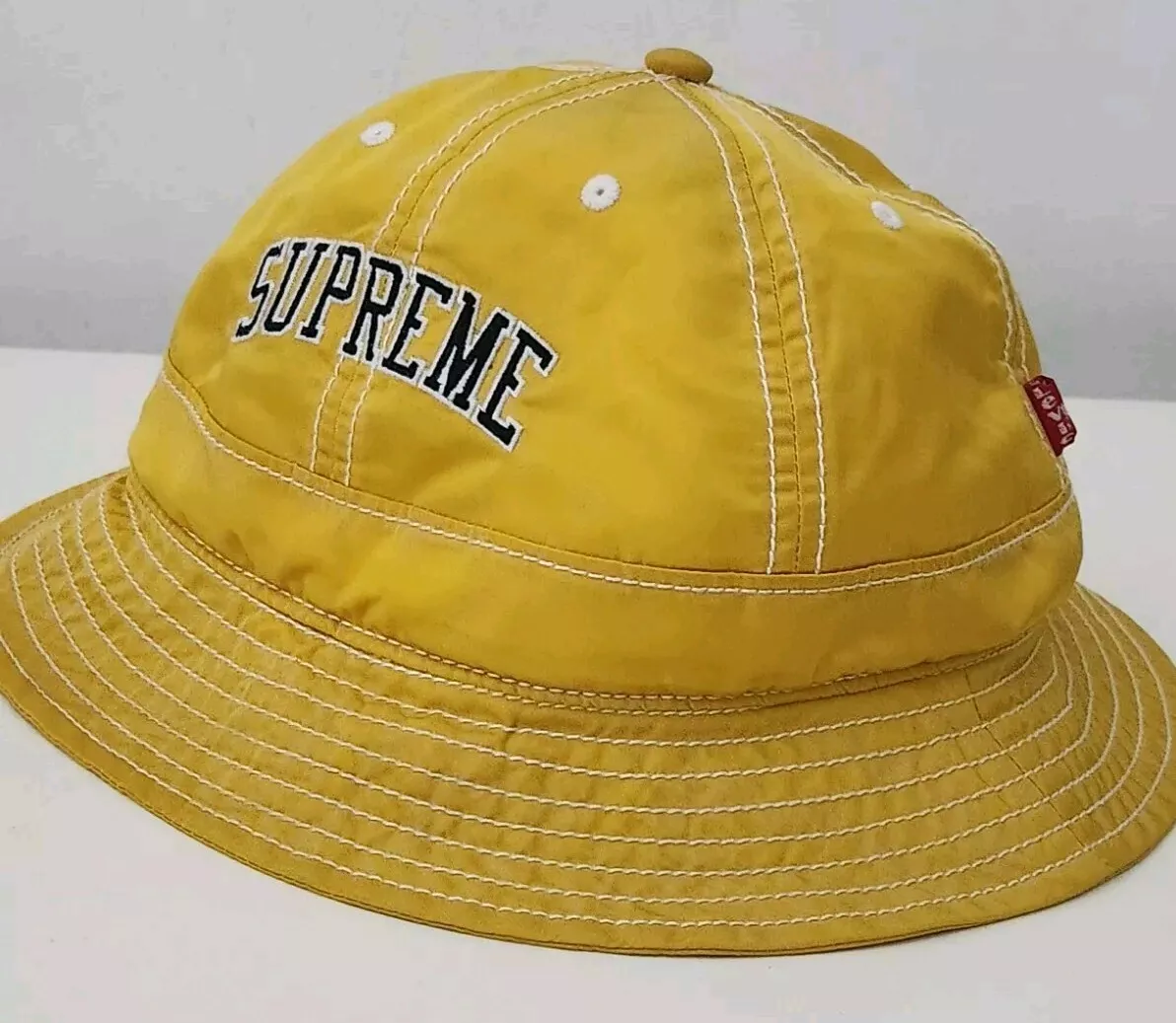 Chapeau cloche nylon concasseur FW19 Supreme x LEVI'S seau jaune M/L moyen/large