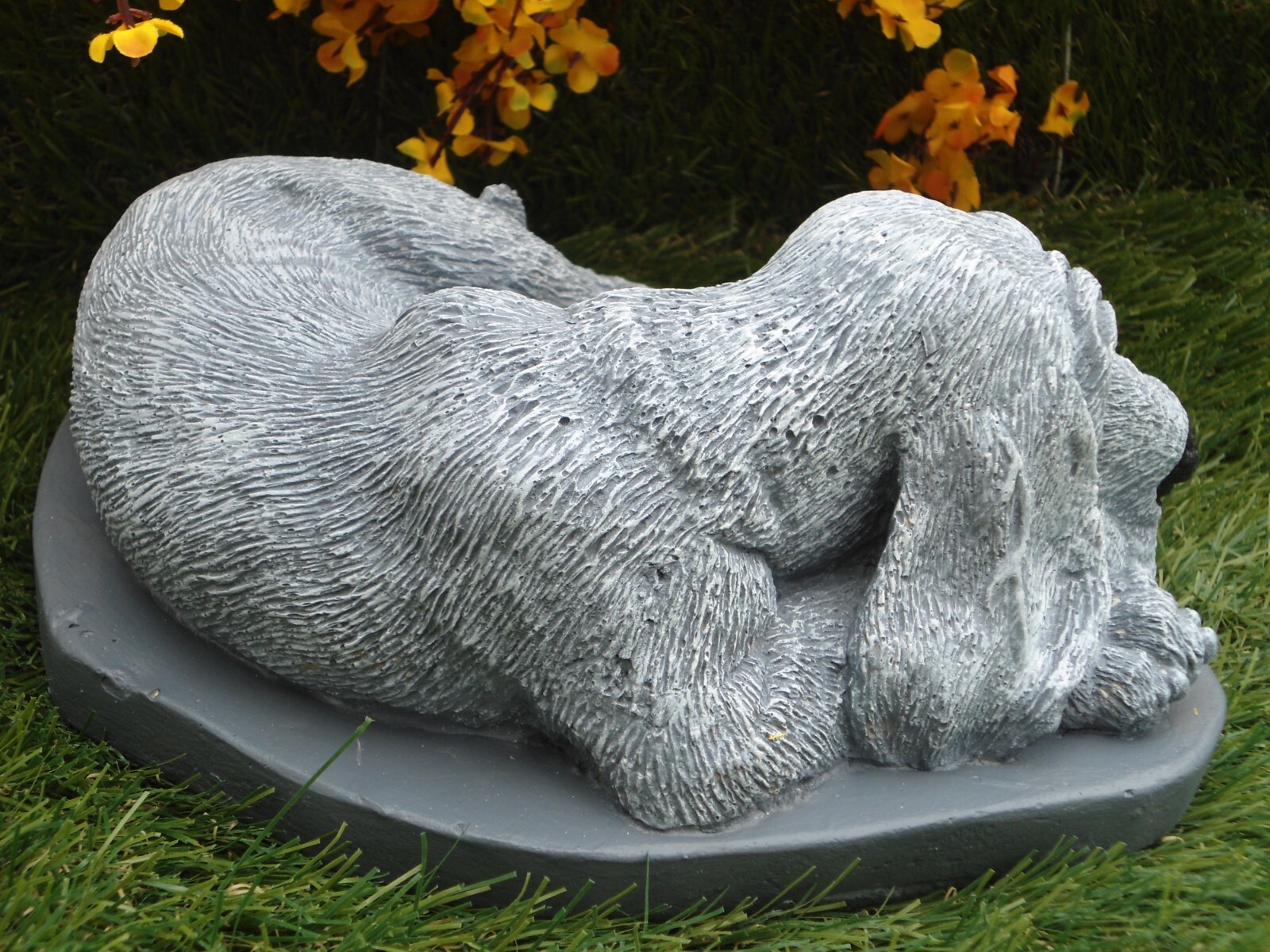 Concrete Bloodhound Dog Statue Figurine outdoor garden decor pet loss