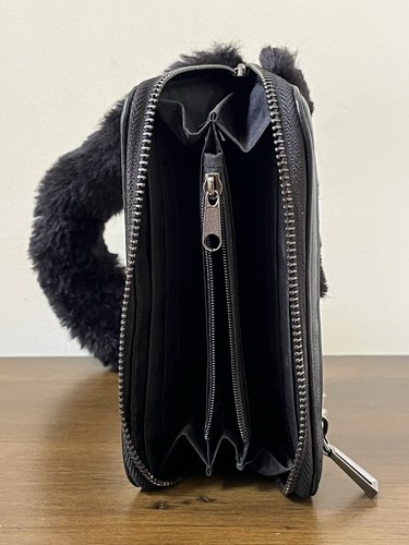 Borsa Yin Yang carina pelosa morbida peluche pochette bianca e nera speciale Natale - Foto 6 di 18