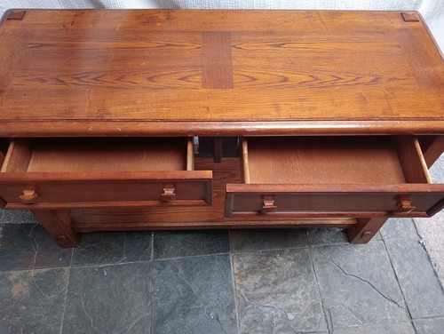 Console/Hall Table - Picture 5 of 10
