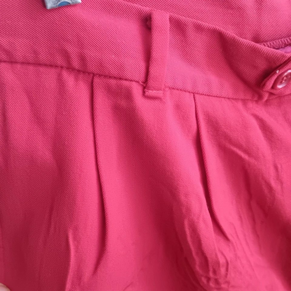 PANTALONES CORTOS Mujer 30" Cintura Talla 14 Verdadero De Colección Años 70 LANA ROJA GABARDINA ROJO SANGRE Foto 3 de 4