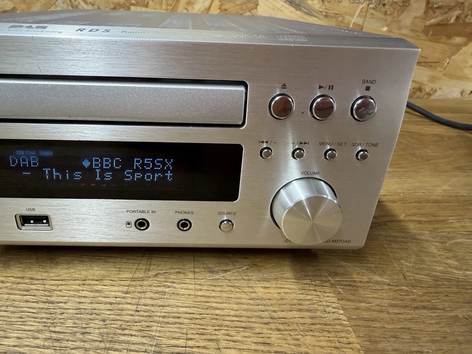 Denon RCD-M37DAB AM/FM CD Receiver  Silver - Tested - Mini Hifi - Postage - Image 4 of 4