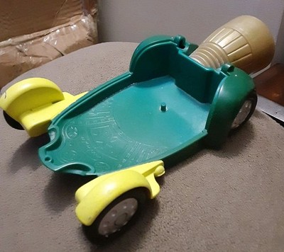Space Jam Moron Nerdluck s Scout Pod 1996 Car Vehicle Warner Brothers Playmates 