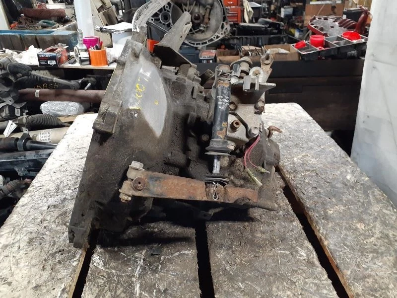 Manual Transmission DOHC Fits 92-93 STORM 614339 Foto 2 de 4