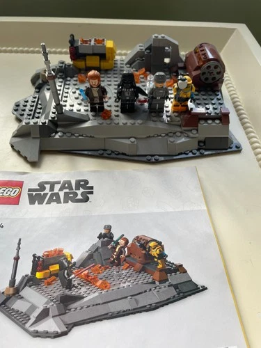 LEGO Star Wars: Obi-Wan Kenobi vs. Darth Vader (75334) 100% complete set