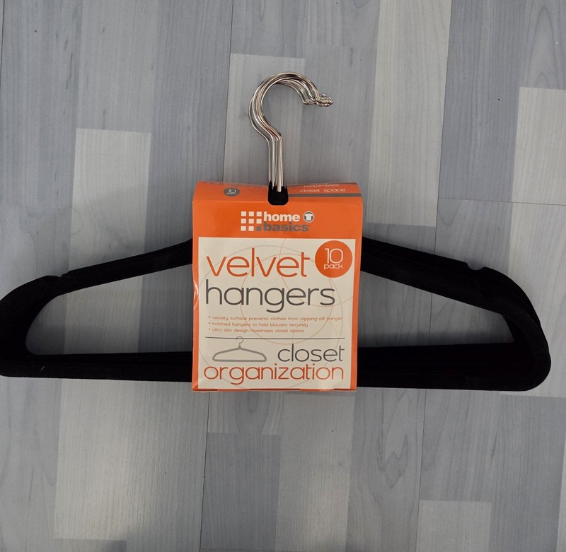 Velvet Hangers, Non-Slip, Swivel Hook, Shirts/Blouses/Pants/Slacks (Pack of 10)