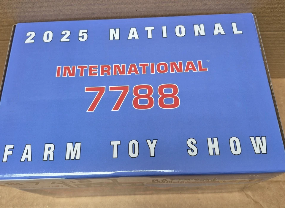 1/32 IH 7788 Four Wheel Drive Tractor, 2025 National Farm Toy Show - Image 3 of 4