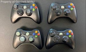 Lot of 4 Microsoft Xbox 360 Wireless Controllers Black