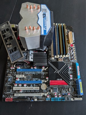 Asus Rampage ii Extrem+Intel Xeon X5670+12gb DDR3 RAM+Kühler