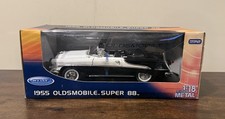 Welly 1955 Oldsmobile Super 88 Cabrio bianco e nero pressofuso nuovo con scatola
