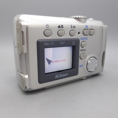 デジタルカメラ NIKON coolpix 2000 Nikon Digital Camera Coolpix 2000 2.0MP Silver Tested | eBay