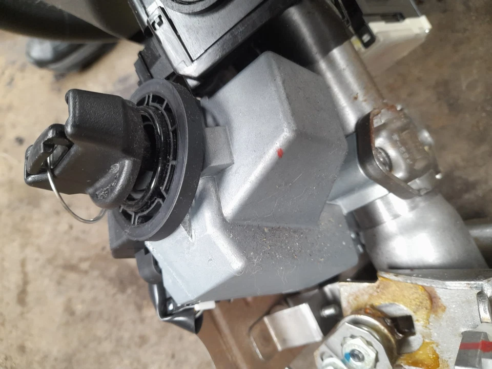 KIT ECU COMPLETO SUZUKI SWIFT 2008 1.5 GASOLINA 33920-72K30 Foto 2 de 4