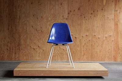 Eames Fiberglass Side Chair Blue DSX Authentic