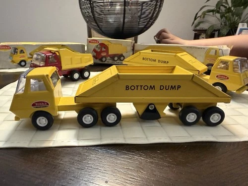 2 Tonka Tiny-Tonka Bottom Dump’s No.655 and 1 Tonka Dump truck.No 535 Mint