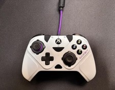 Victrix Gambit Dual Core Tournament Wired Controller for Xbox Series (049-006)