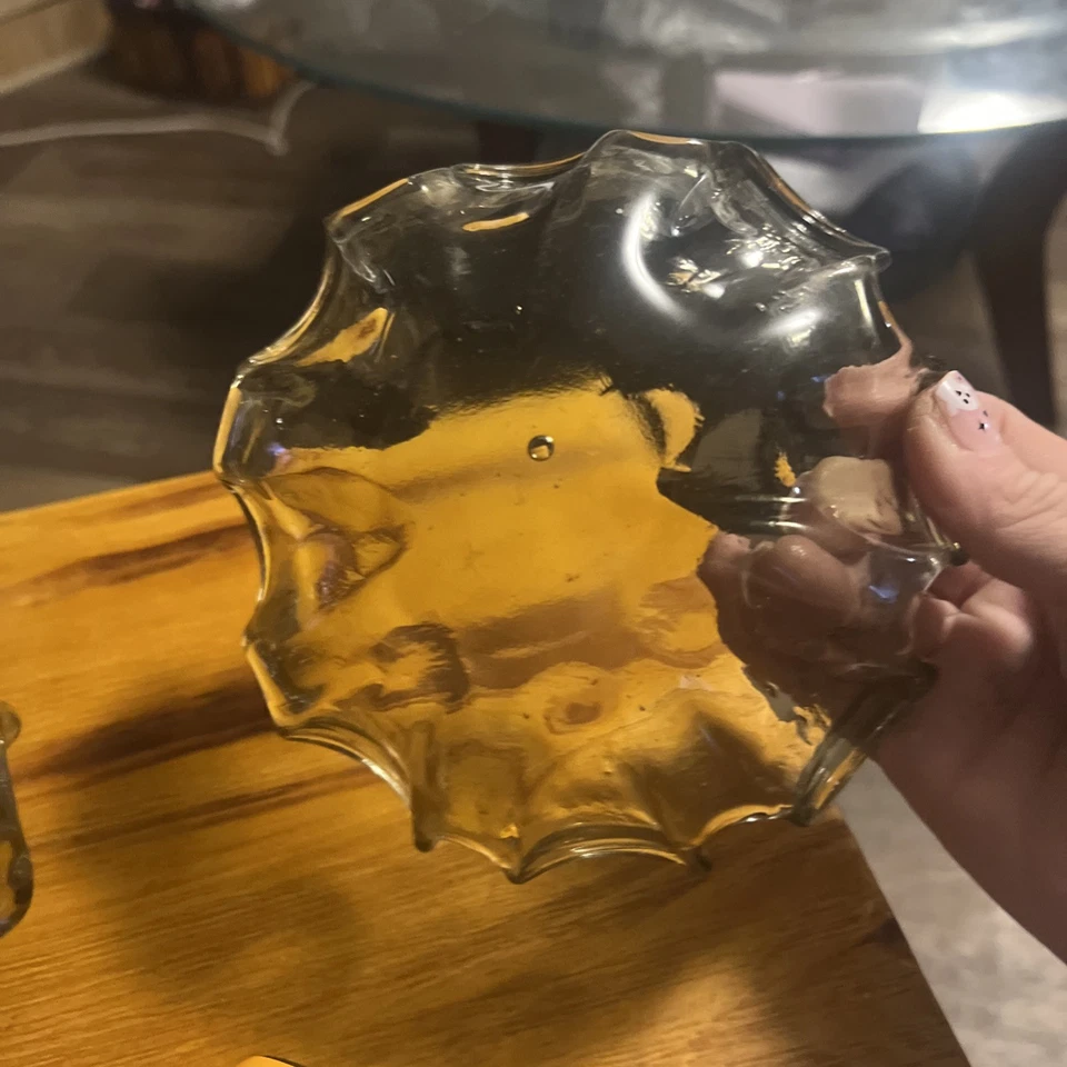 PartyLite 透明玻璃装饰碗 (3) 手帕或荷叶边设计 — 第 4/4 张图片