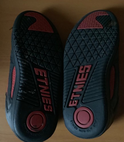 Etnies vintage skate shoes in red/black from around 1988-1993 size uk8 - Picture 5 of 7