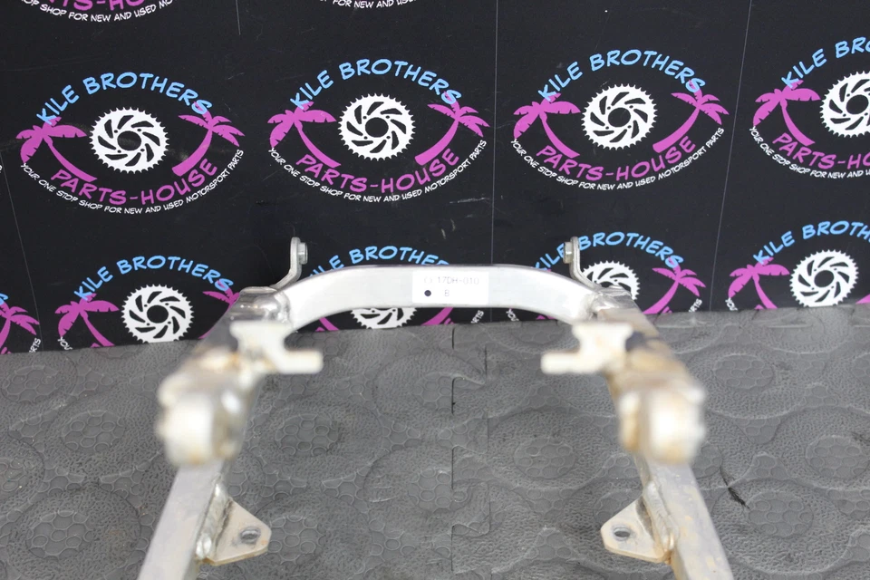 Submarco trasero Yamaha YZ250F 2012 2013 OEM 17D-21190-10-00 Foto 3 de 4