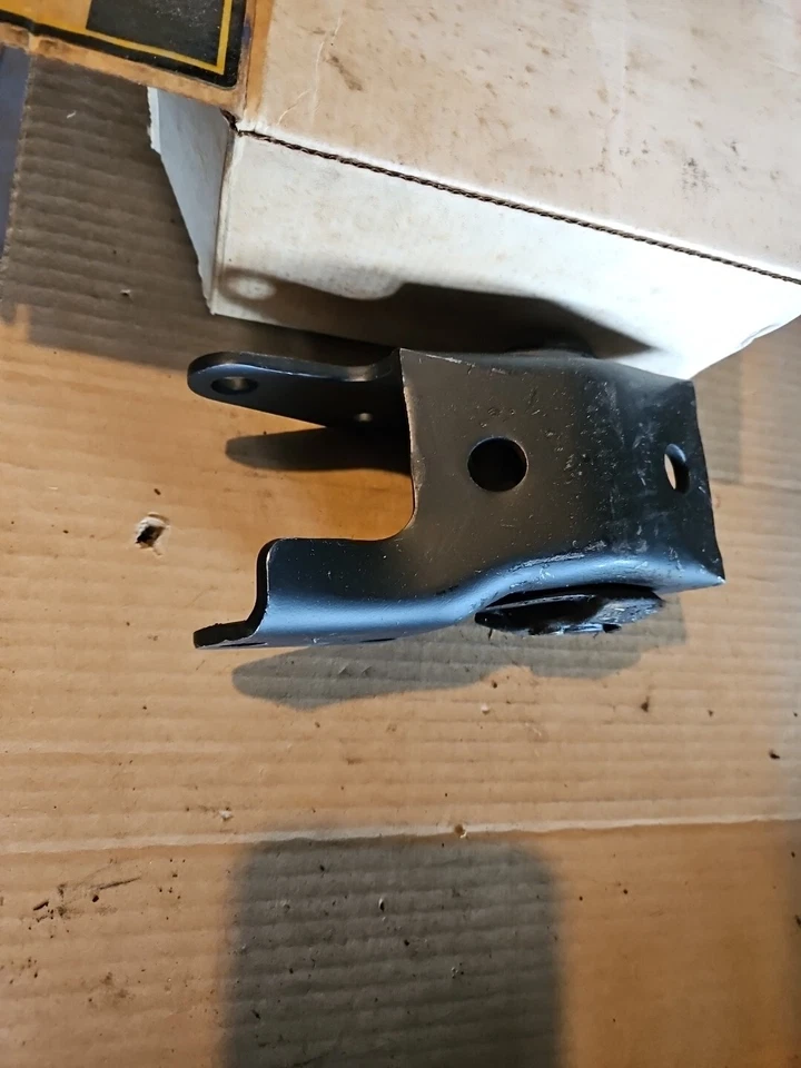 Montaje motor delantero derecho NORS DOAN 2326 para Chrysler Cordoba V8 3642811 Foto 4 de 4