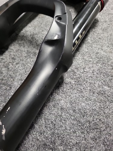 RockShox Fork - Picture 4 of 24