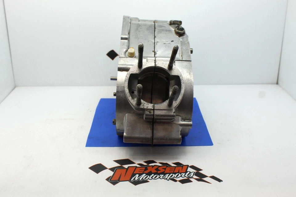 1970 Yamaha Ht1 motor esquerdo direito cárter cárter cárter cárter bloco - Imagem 2 de 4