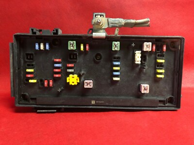 06-07 DODGE RAM 1500 TRUCK FUSEBOX TIPM INTEGRATED POWER MODULE P04692118AH