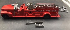 LARGE HUBLEY 1950S FIRE DEPT. NO. 520 Ladder metal toy fire truck
