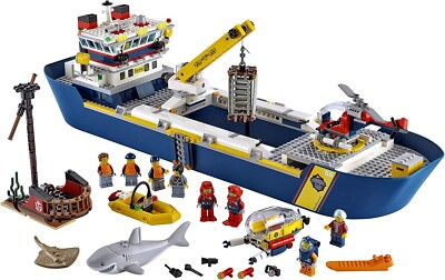 LEGO 60266 CITY Deep Sea Explorers: Ocean Exploration Ship