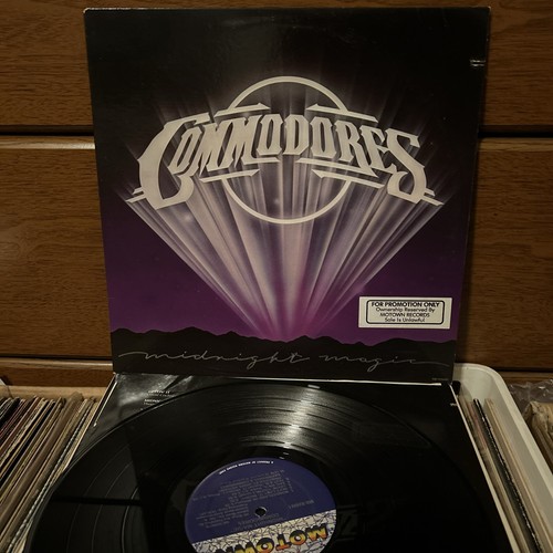 COMMODORES - MIDNIGHT MAGIC - MOTOWN RECORDS LP 1979 W/ Lionel Richie  Vg+