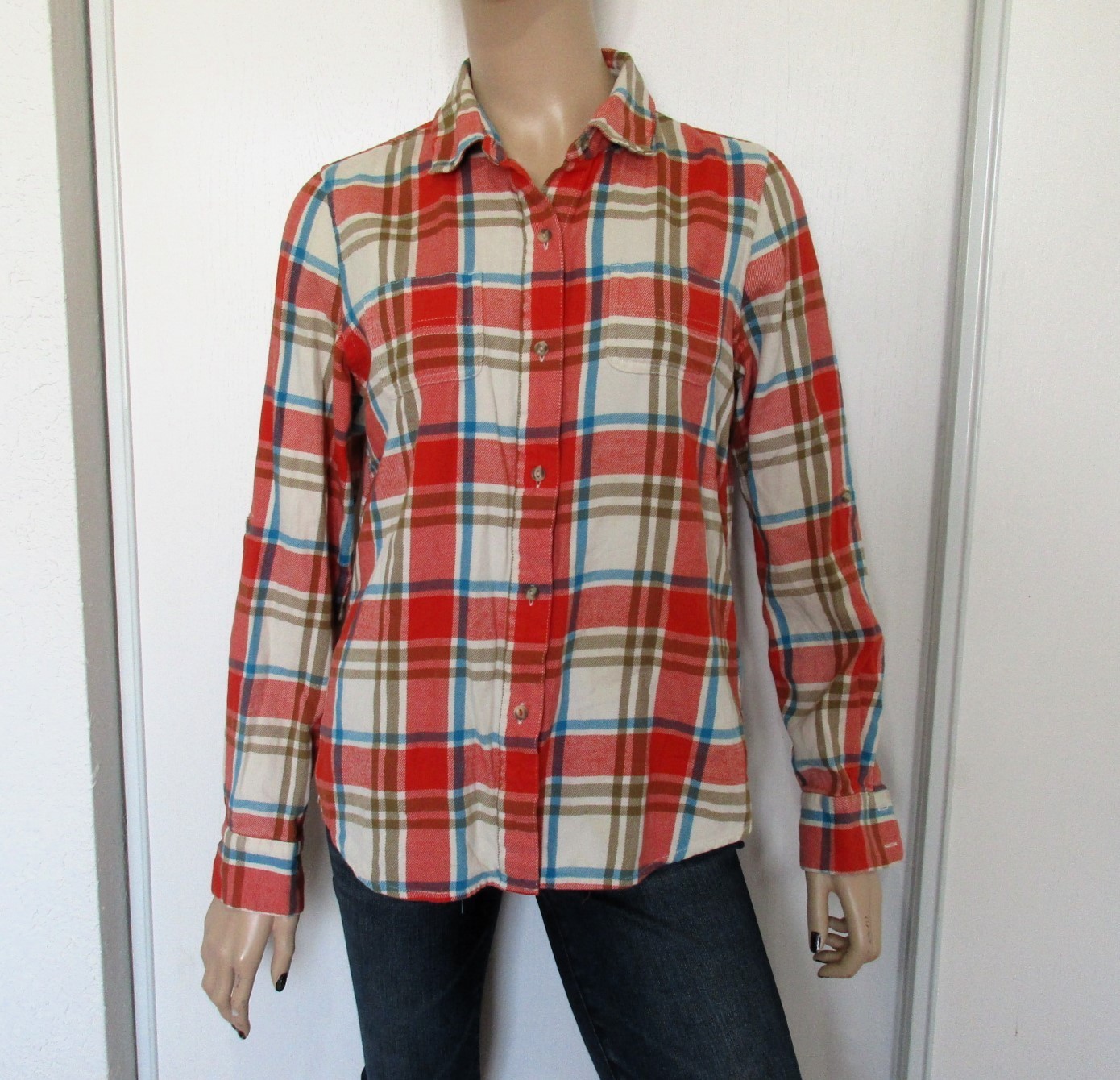 the NORTH FACE M Medium Womens Long Sleeve Top Button Down Flannel Shirt