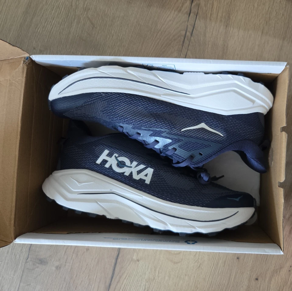 Hoka Challenger 8 - Photo 1/4