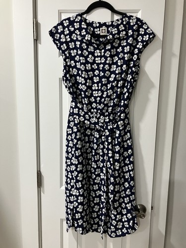 Anne Klein Dress Sz L Navy Blue/White Floral Sleeveless Elastic Waist Sash Tie