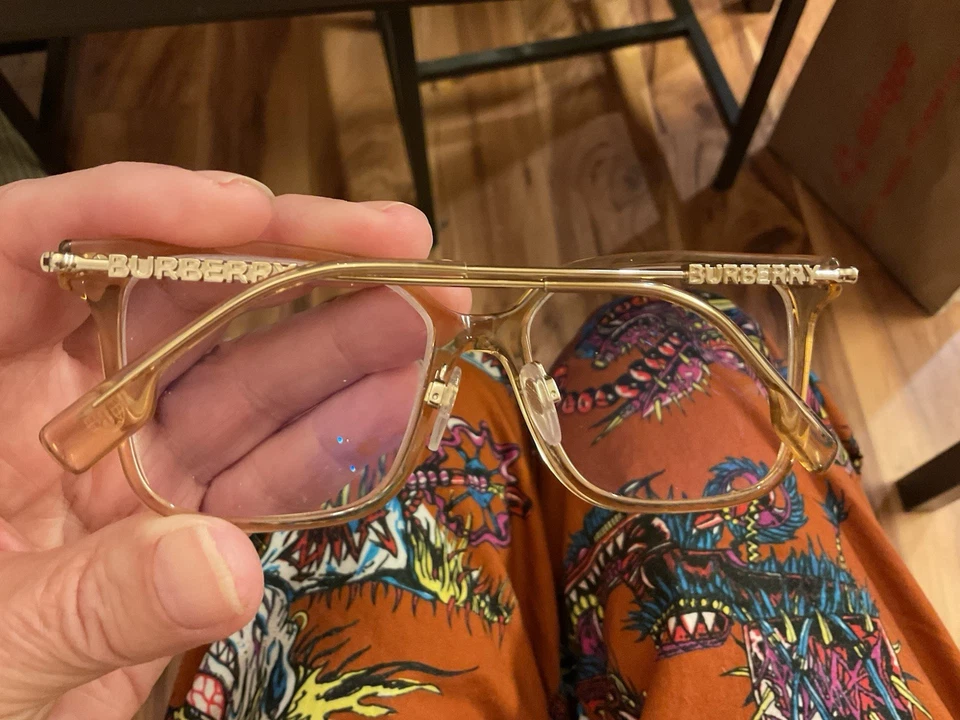 MARCOS Burberry B 2376 4063 ELIZABETH Cuadrados Cítricos Transparentes 52mm 140mm Foto 3 de 4