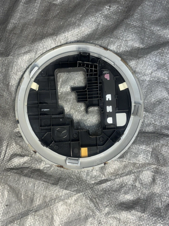 Mazda CX-7 2007-2009 palanca de cambios bisel central EG2164350 OEM Foto 3 de 3
