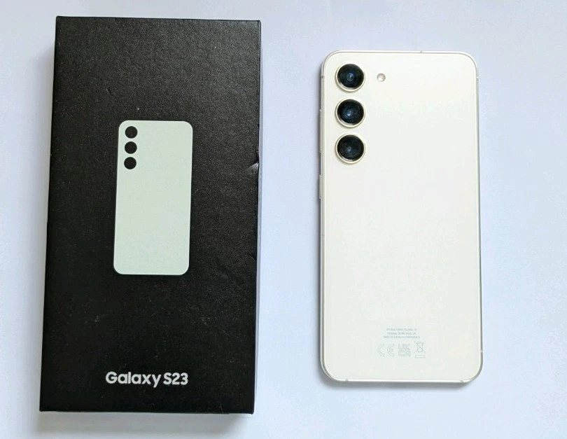 SAMSUNG GALAXY S23 128GB UNLOCKED Cream GOOD CONDITION ALL ORIGINAL AND BOX - Image 4 of 4
