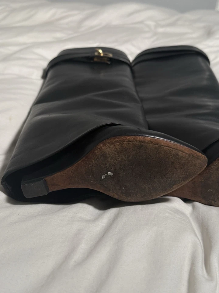 Givenchy Shark Lock Leather Boots Size 35.5 - Image 2 of 2