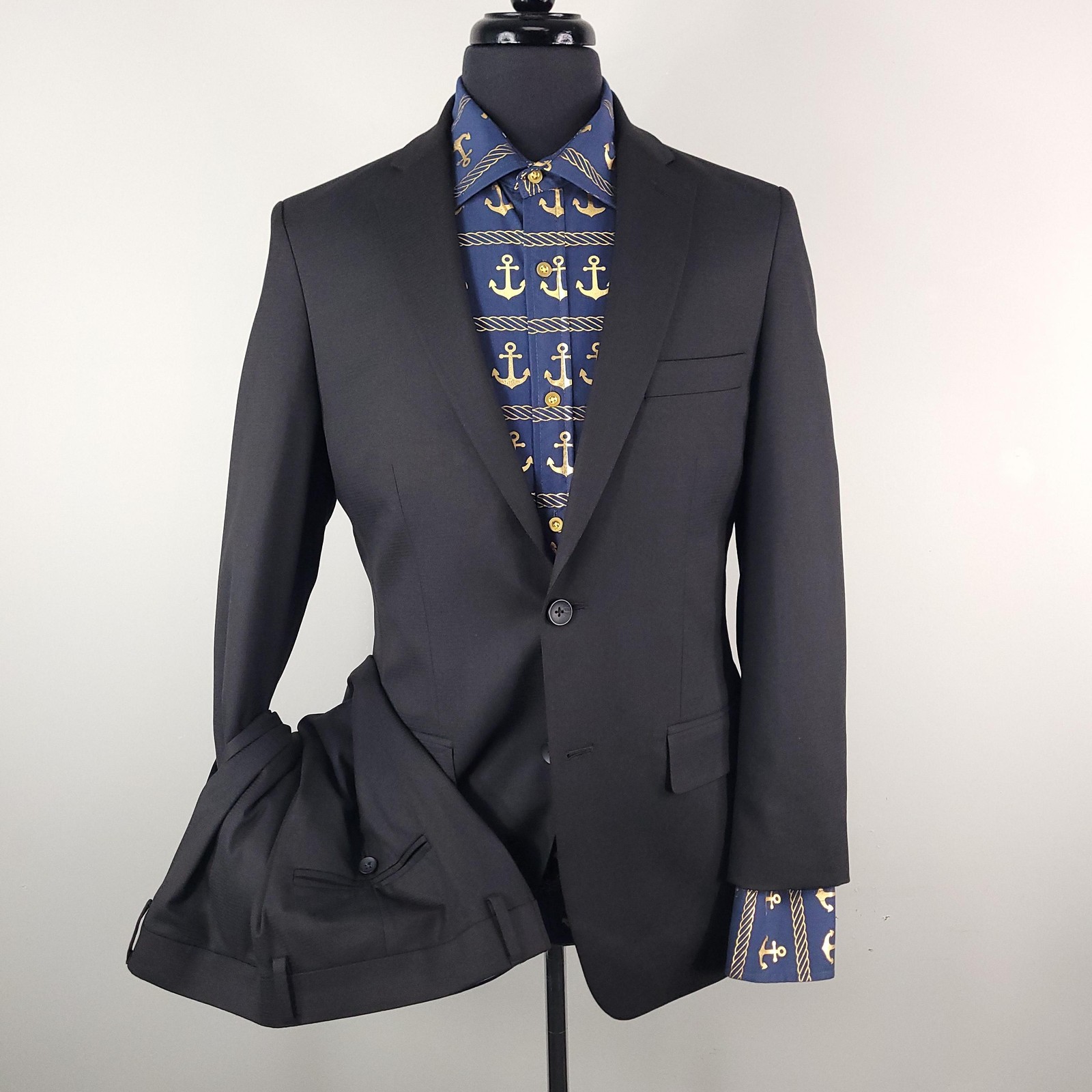 Haggar H26 Suit Mens 38R Black Tailored Fit Two Button Blaze