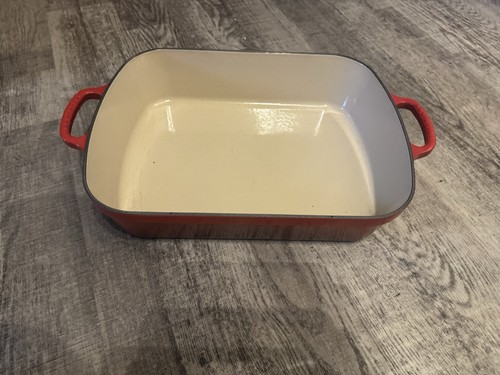 Le Creuset Signature Roaster 33cm Volcanic Iron Dish 4.9L