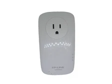 TP-Link AV1200 Powerline WiFi Range Extender – Gigabit Ethernet, Passthrough Out