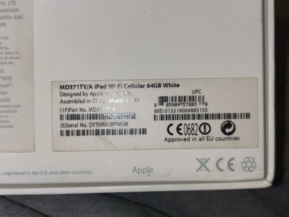 Apple iPad (3rd generation) · 64GB · Cellular, foto 4 di 4