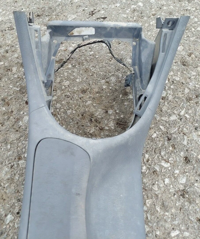 Ford Mustang GT V6 1994-1998 consola central taza única reposabrazos tapa gris Foto 3 de 4